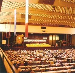 DAV Jahreshauptversammlung 1983 in der Rheingoldhalle  | © DAV Sektion Mainz