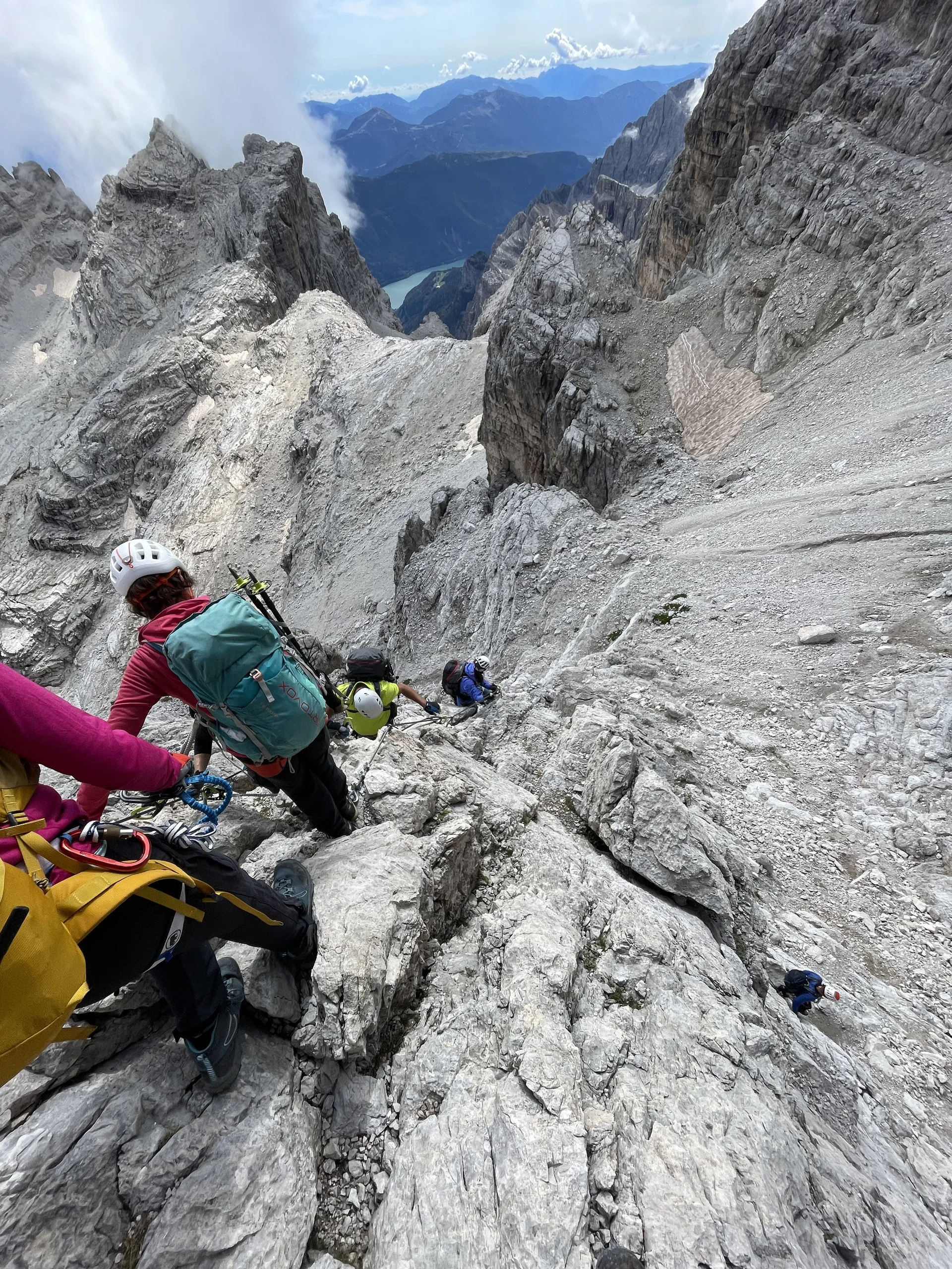 Sentiero Alfredo Benini - abwärts durch ein Steilstück | © Dustin Rottmann / DAV Mainz