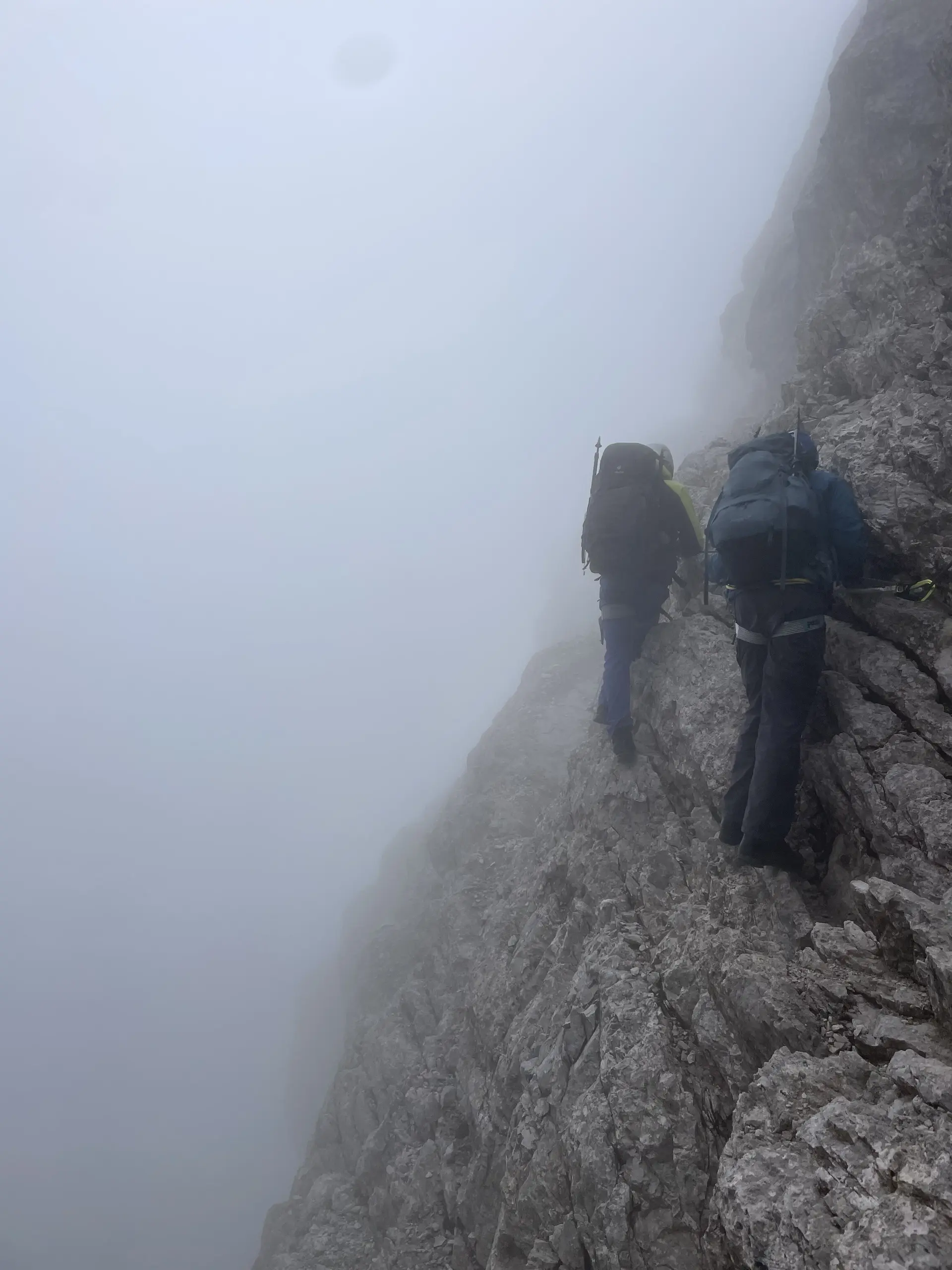 Sentiero Bocchette Alte - unterhalb der Cima Brenta "durch die Wand" | © Dustin Rottmann / DAV Mainz