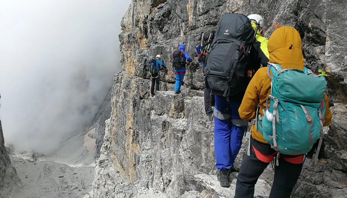 Sentiero Bocchette Alte - weiter geht's "durch die Wand" | © Ralf Voßeberg / DAV Mainz