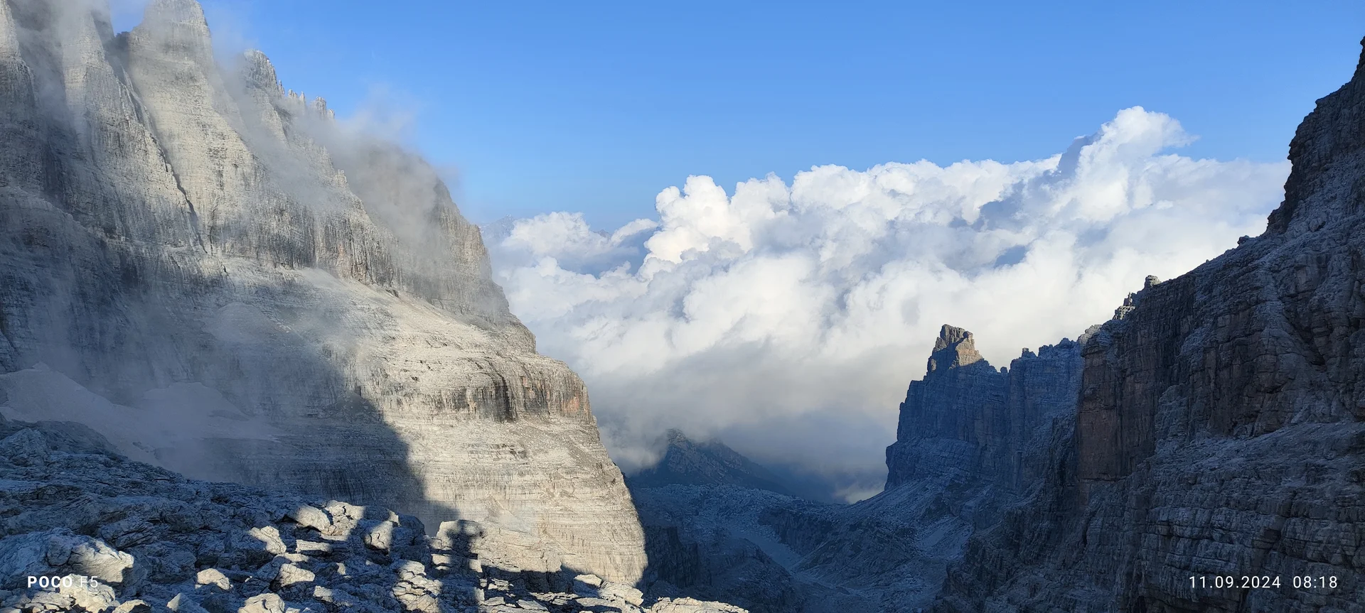 Großartige Aussicht von der Tuckett-Scharte | © Erika Chaari  / DAV Mainz
