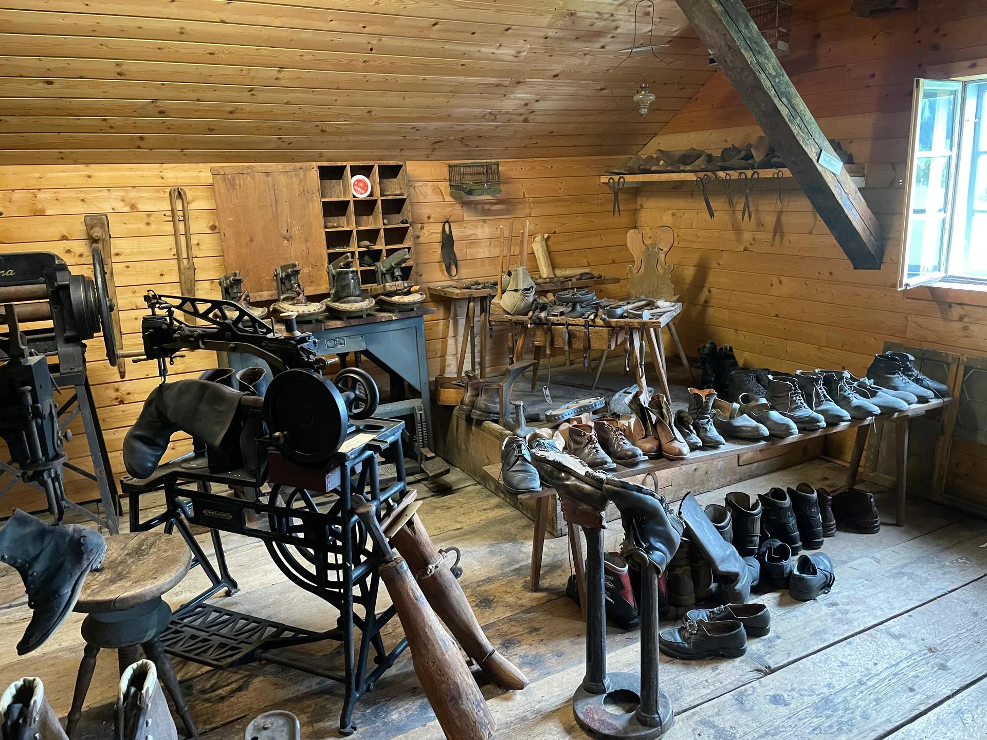 Heimatmuseum in Kienzen: Schusterwerkstatt | © DAV Mainz / Tourengruppe Tannheimer Tal (03.-07.09.2025)