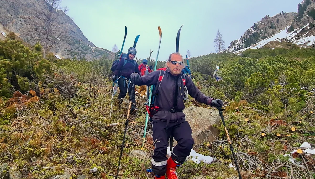 Abstieg im Grünen | © DAV Mainz / Christian Gölz