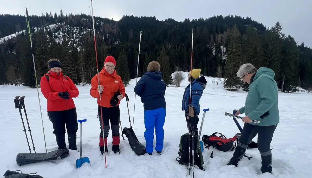 LVS-Übung - Vorbereitung der Ausrüstung | © DAV Mainz / Tourengruppe Schneeschuhtouren im Tannheimer Tal (04.-08.02.2026)