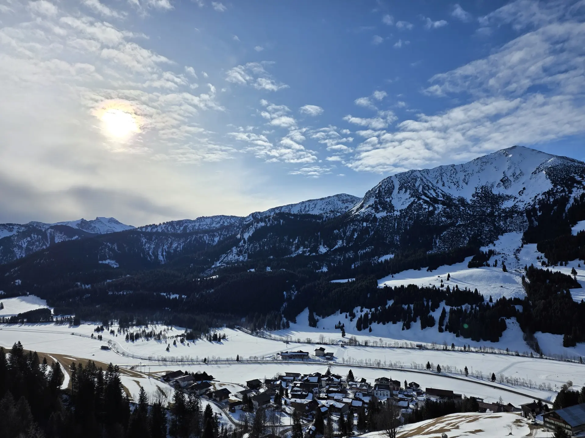 Blick über Zöblen | © DAV Mainz / Tourengruppe Schneeschuhtouren im Tannheimer Tal (04.-08.02.2026)